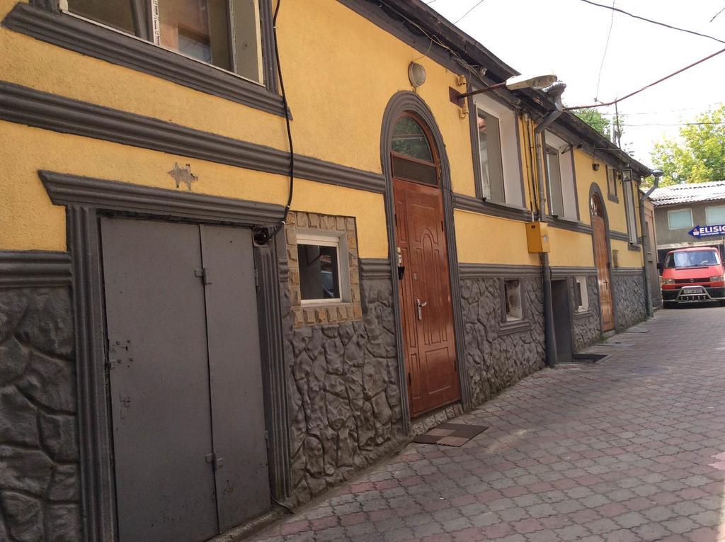 Bazar Motel Chisináu Exterior foto